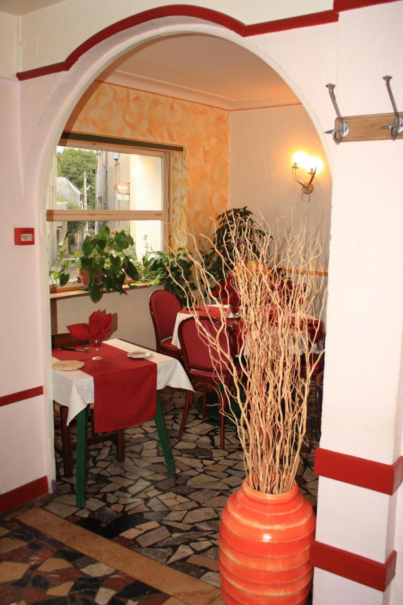 Hotel Le Bearn Bagnères-de-Bigorre Dış mekan fotoğraf
