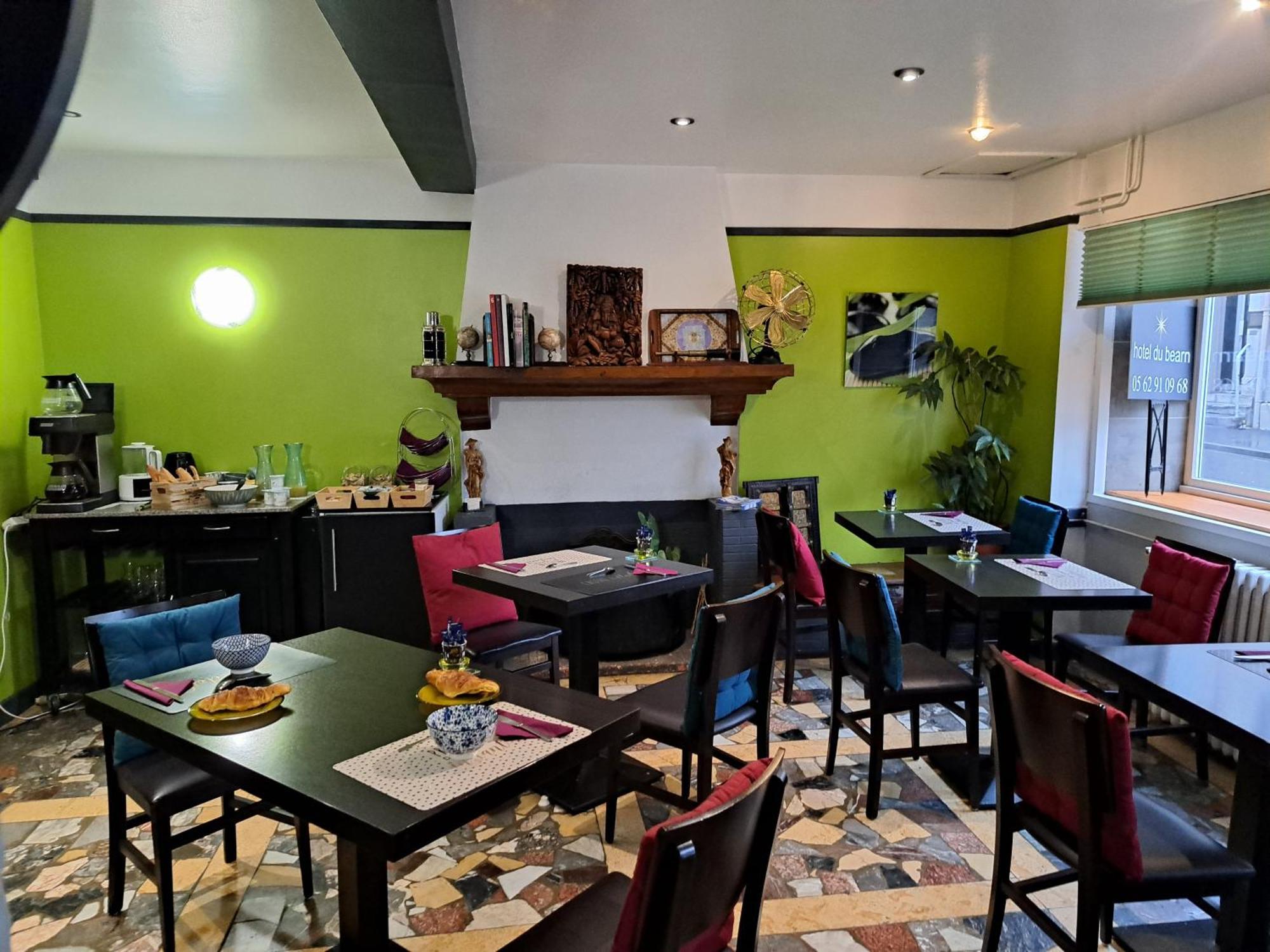 Hotel Le Bearn Bagnères-de-Bigorre Dış mekan fotoğraf